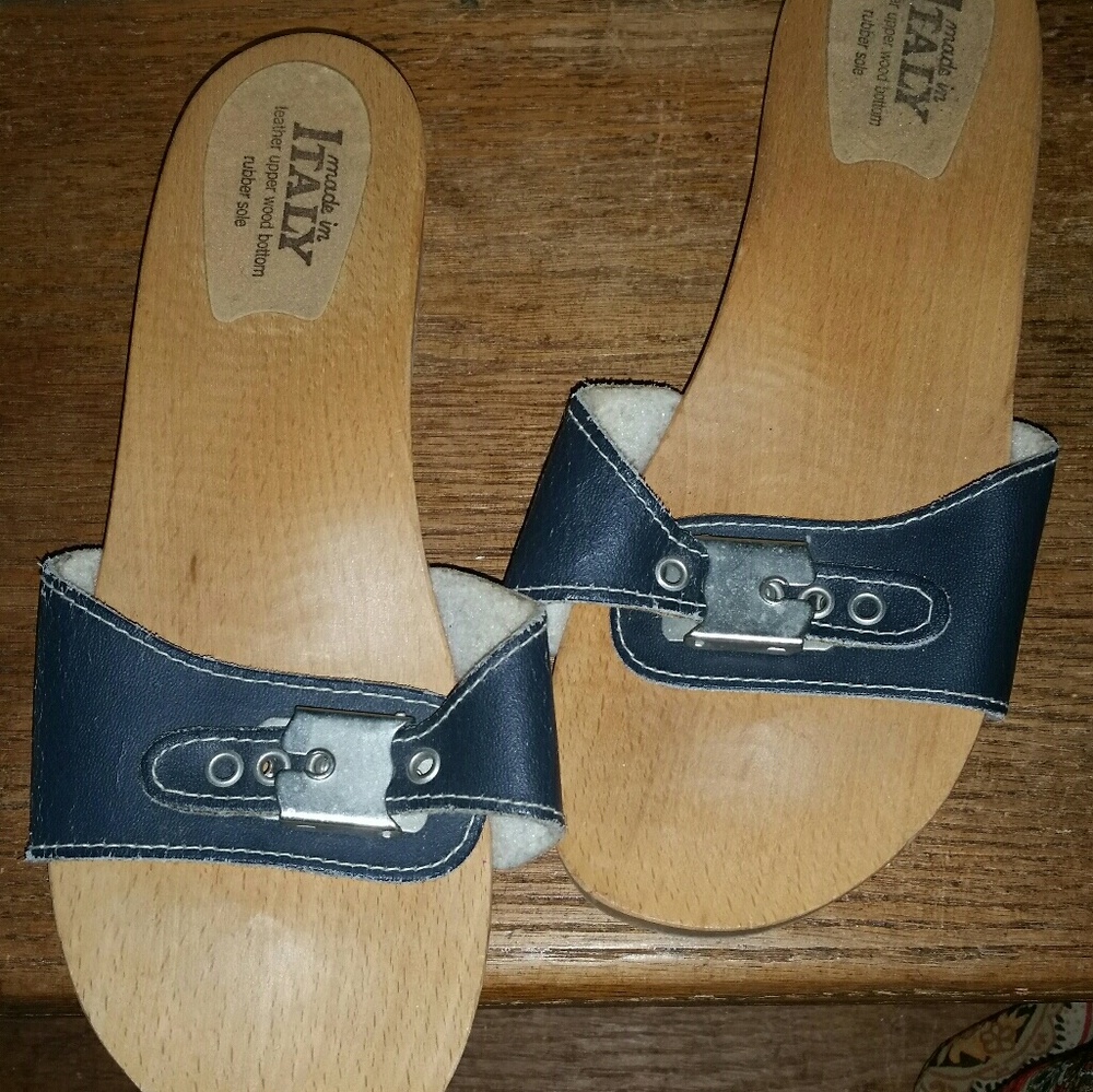 Italian Blue Leather Sanders Size 7 new